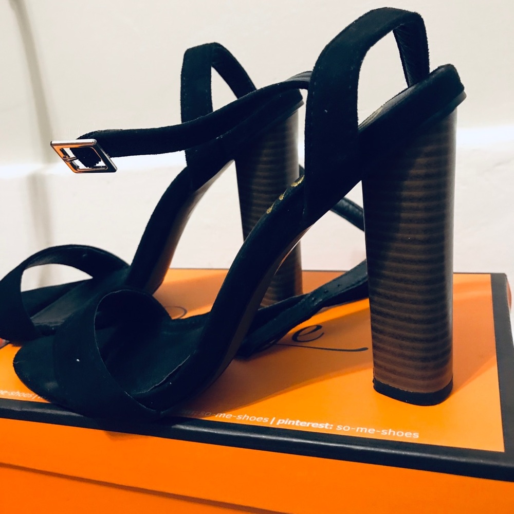 Classic sandals
